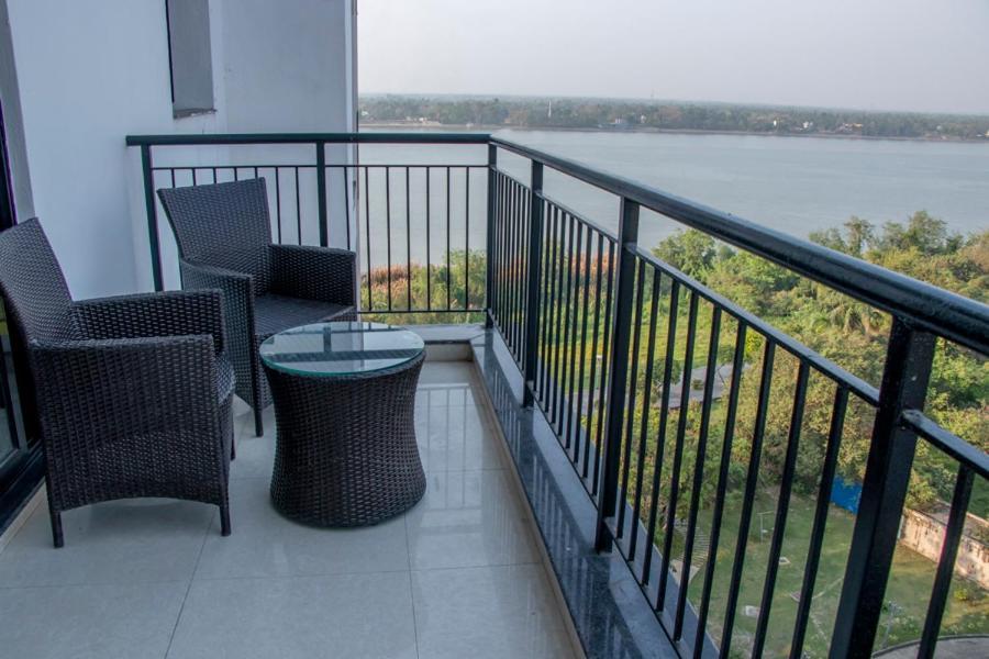 Brook View Repose Hotel Calcutta Exterior foto
