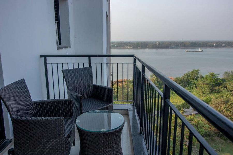 Brook View Repose Hotel Calcutta Exterior foto